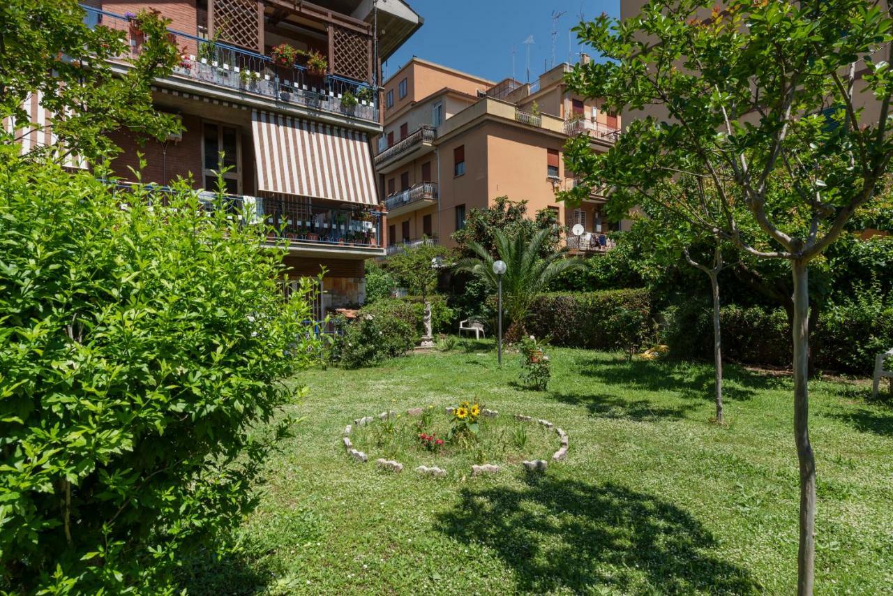 Апартаменты Roma Chic Flat Monte Mario Экстерьер фото